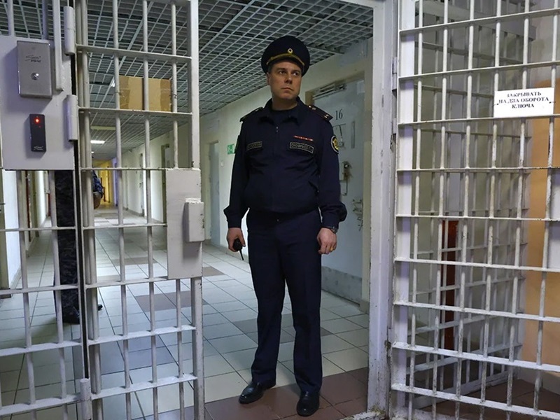 Заключение под стражу – самая строгая мера пресечения.