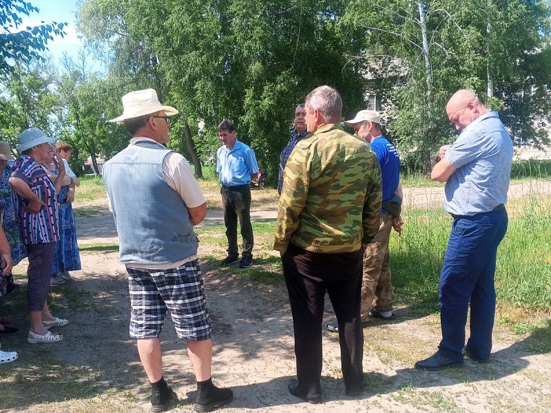 Встреча с жителями многоквартирных домов.