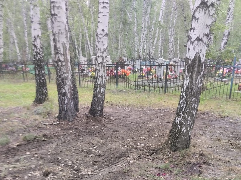 Субботник на кладбище с. Межборное..